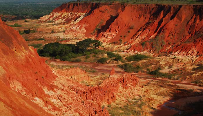 Special offer north Madagascar trip, Red Tsingy